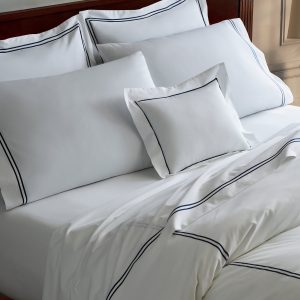 White With Navy Piping Bedding Set